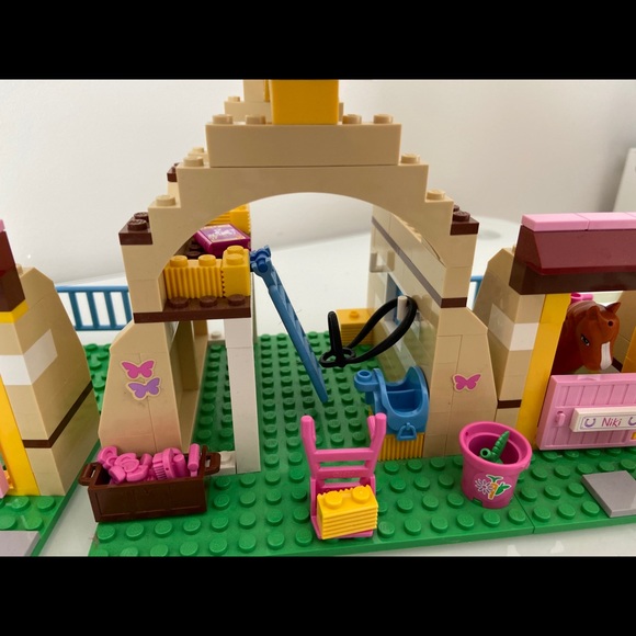 Lego Friends Stable - Picture 11 of 16